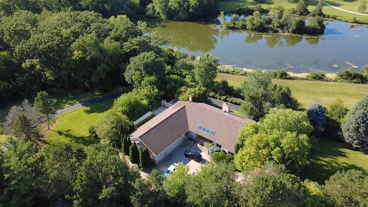7510 E Tryon Grove Road — Richmond, IL 60071
