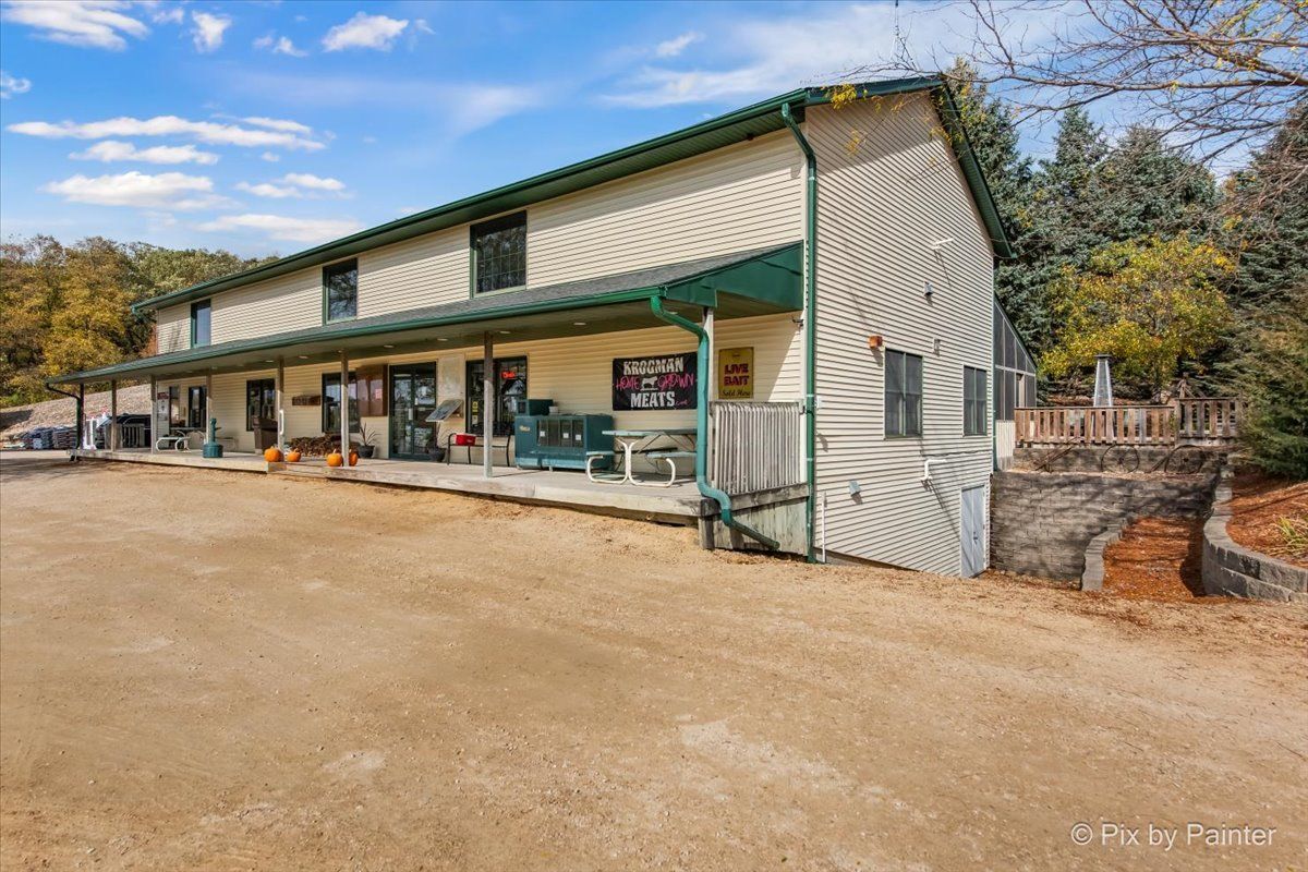 21-78 Lake Carroll Boulevard — Lanark, IL 61046