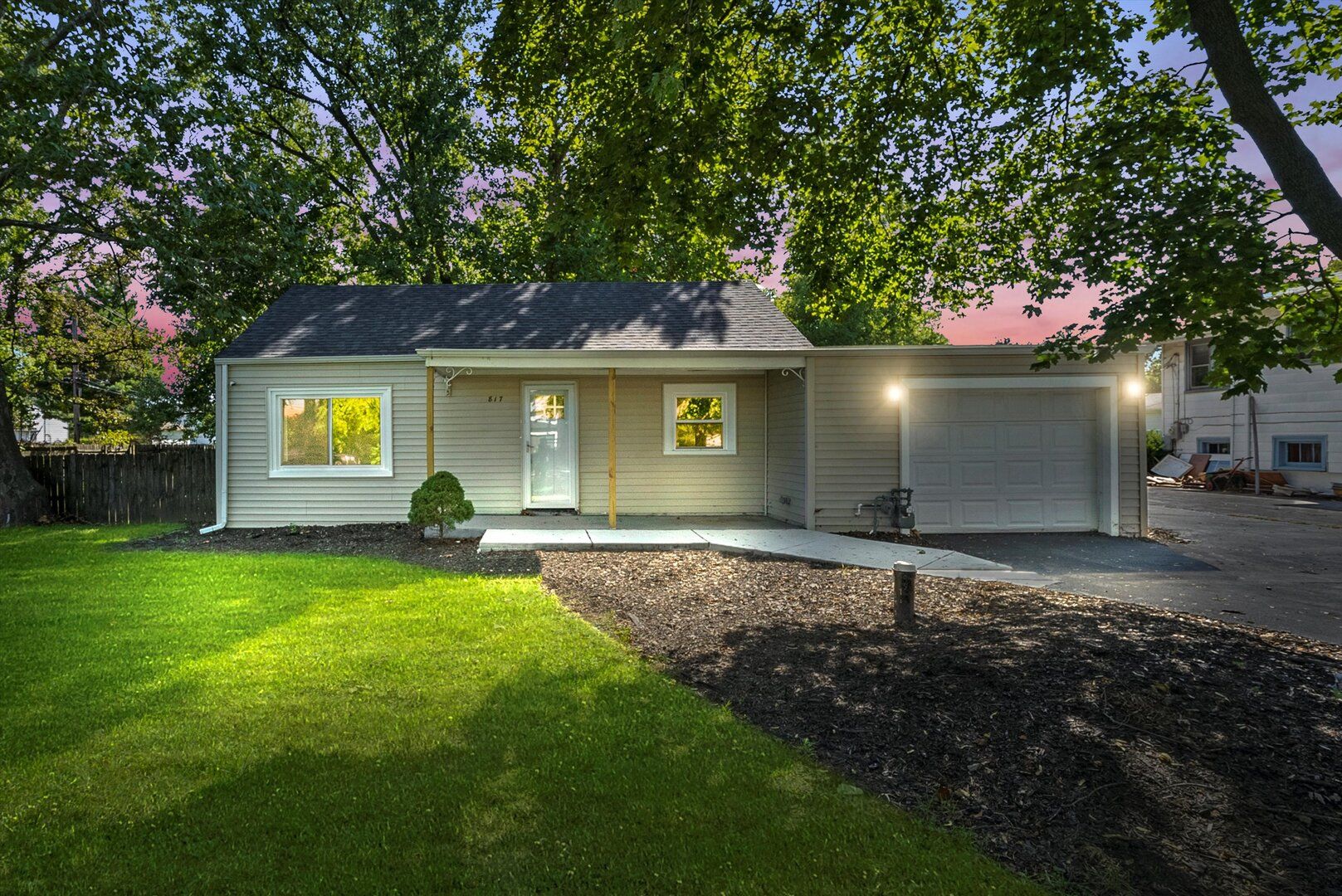 817 194th Street — Chicago Heights, IL 60411