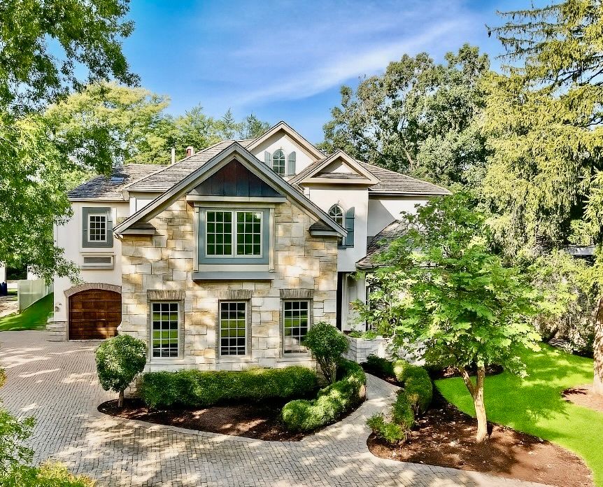 580 Greenwood Road — Northbrook, IL 60062