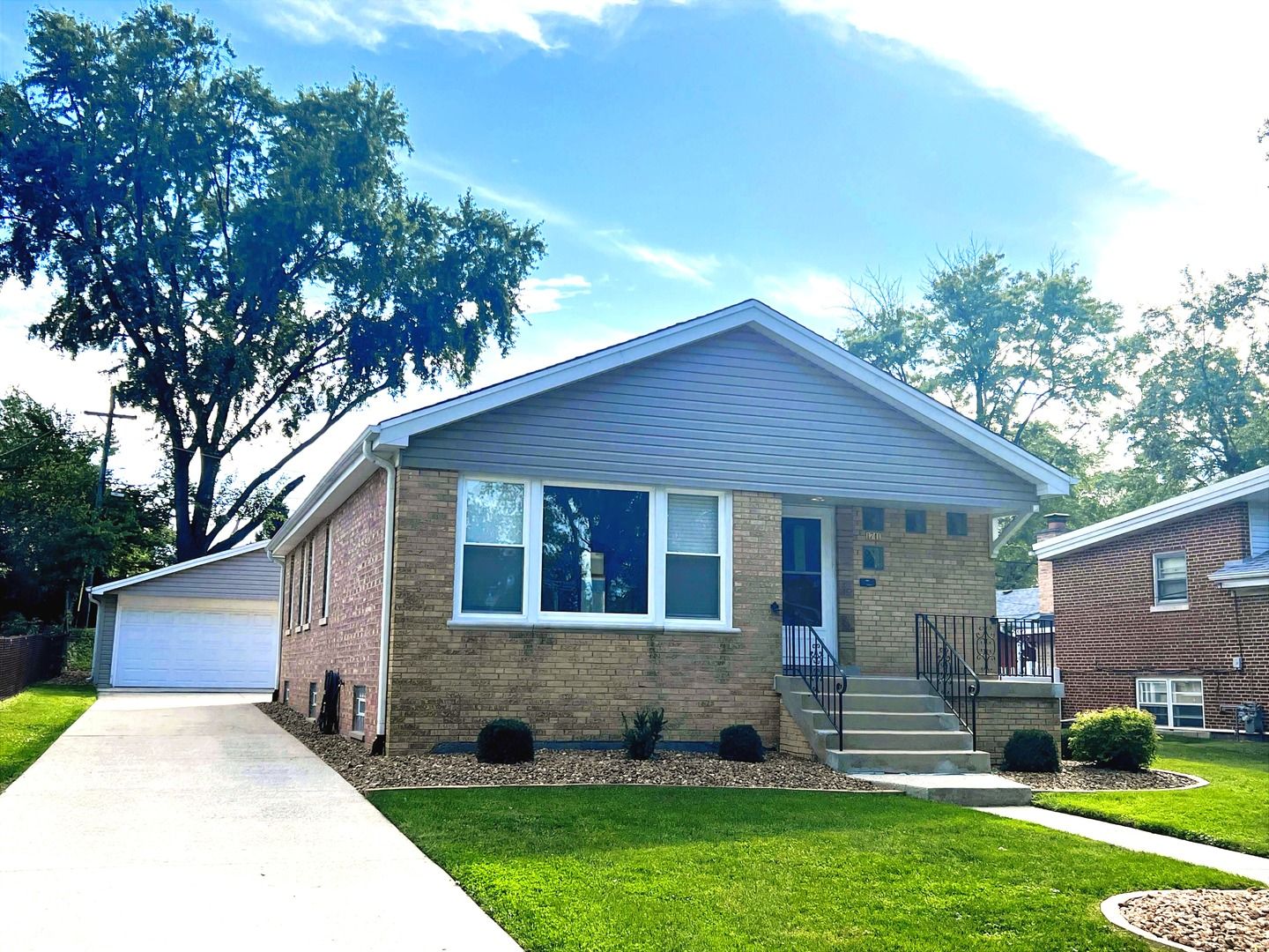 1741 Evergreen Road — Homewood, IL 60430
