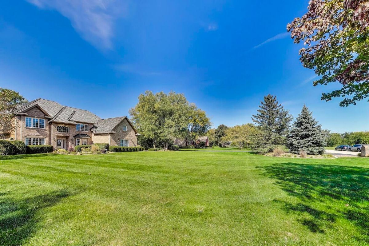 20812 Swansway, Deer Park, IL 60010