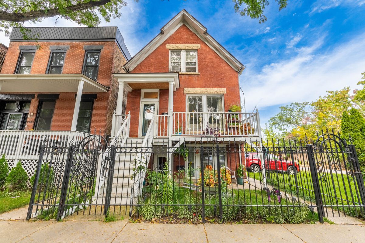 2342 Altgeld Street, Chicago, IL 60647