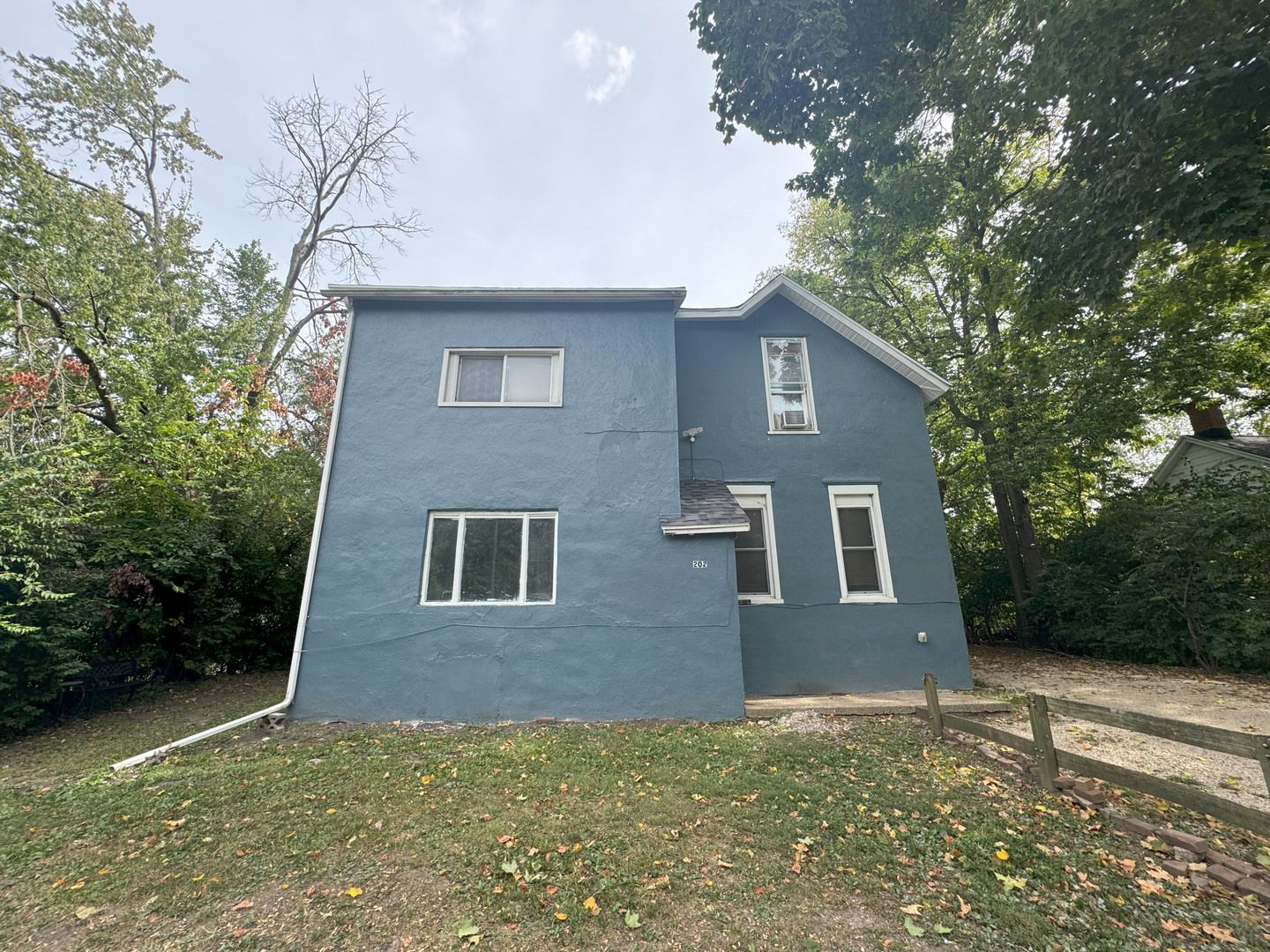 202 S Grove Street — Urbana, IL 61802