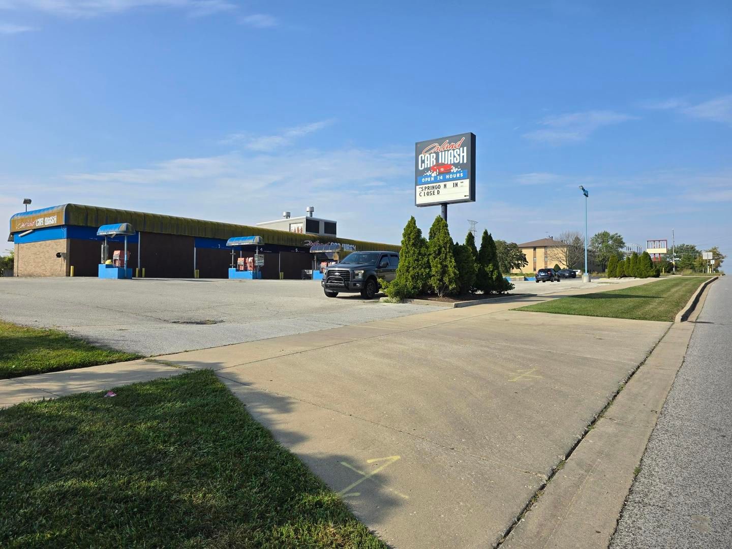 7225 W 151st Street — Orland Park, IL 60462