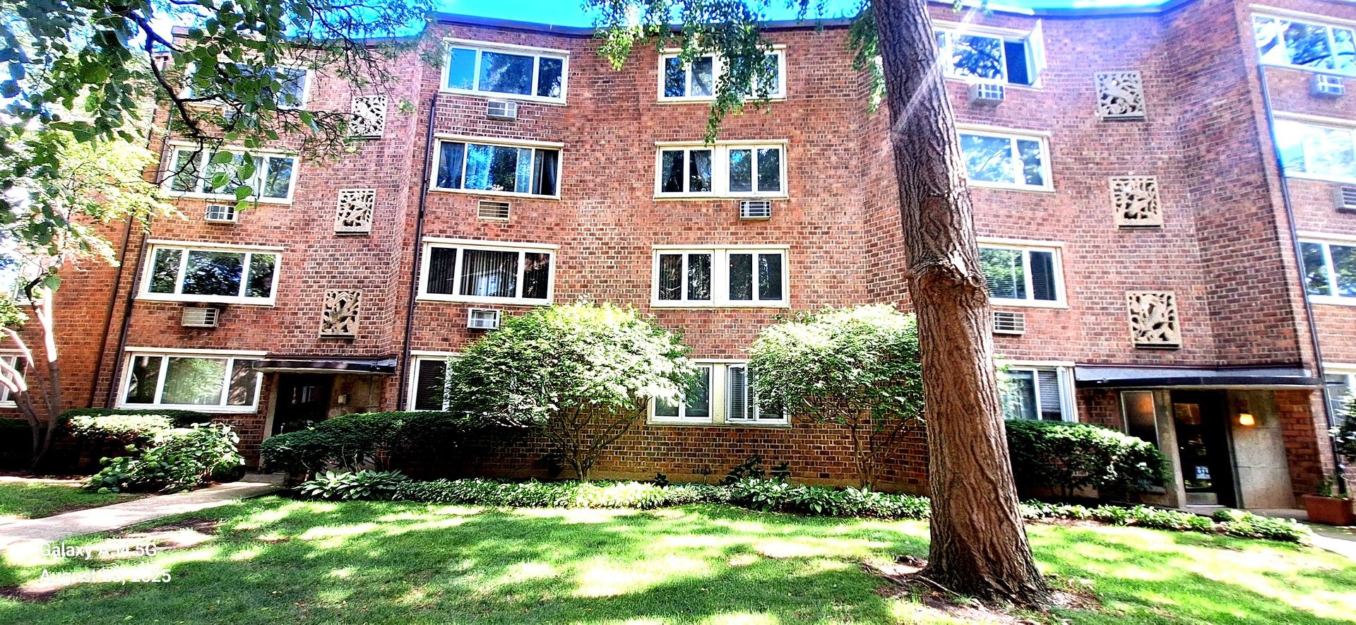 6115 N Winchester Avenue #GB — Chicago, IL 60660