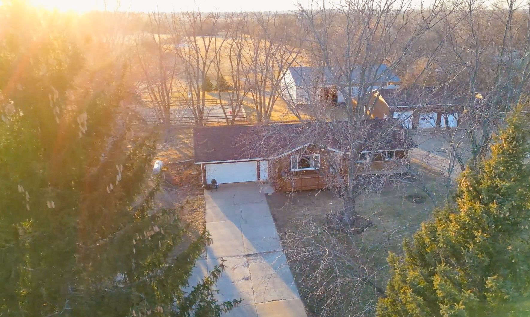 4015 Sunnyside Road — Woodstock, IL 60098