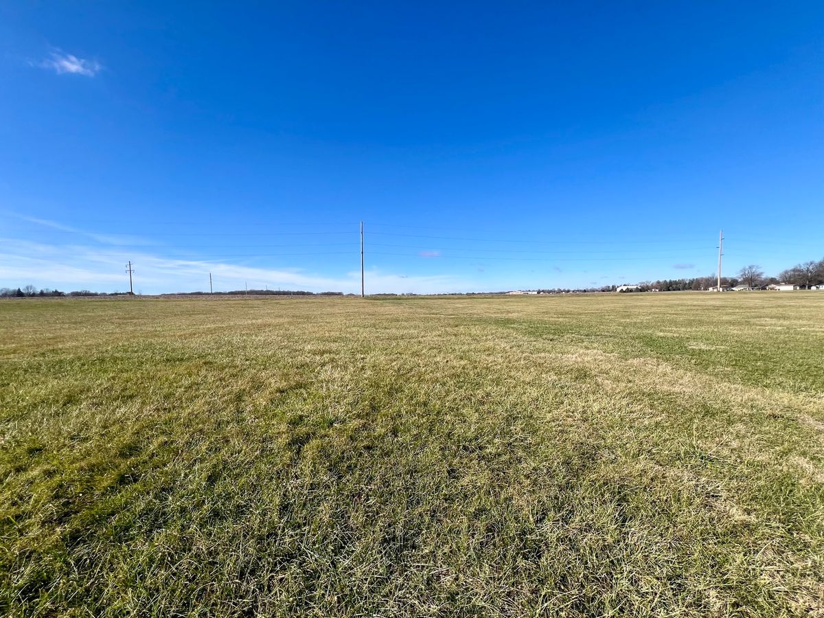23 Cambridge, Mattoon, IL 61938
