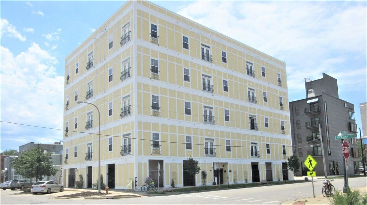 11 Columbia Avenue, Champaign, IL 61820