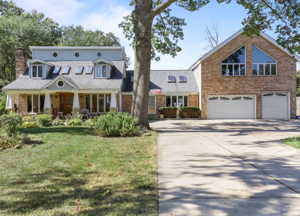 2N584 Ardmore Avenue, Villa Park, IL 60181