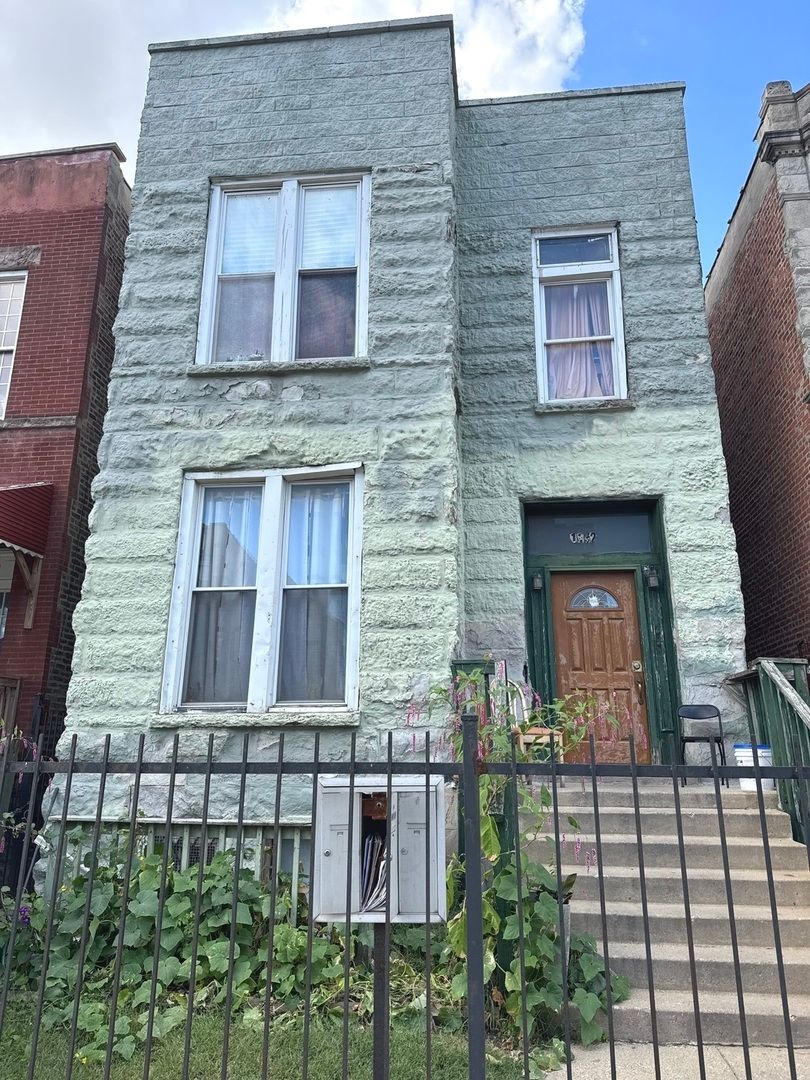 1132 S Sacramento Boulevard — Chicago, IL 60612