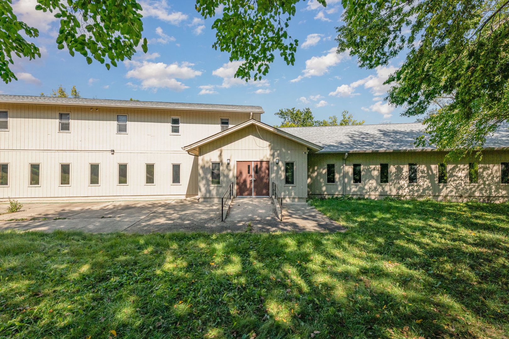 1626 State Route 31 — Oswego, IL 60543