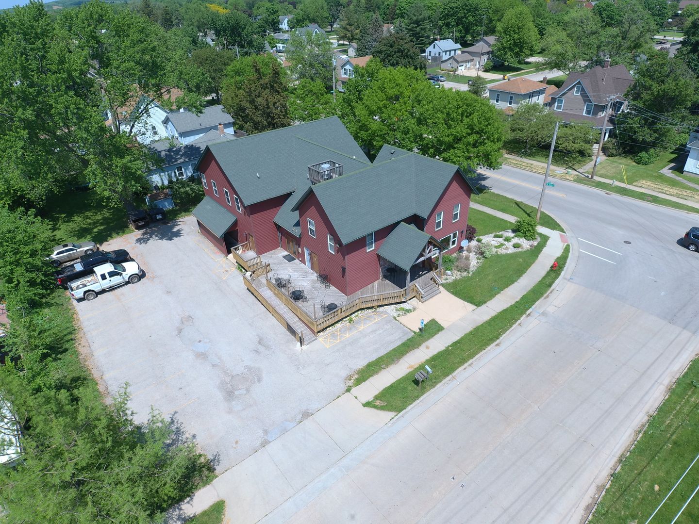 104 W Railroad Street — Marengo, IL 60152