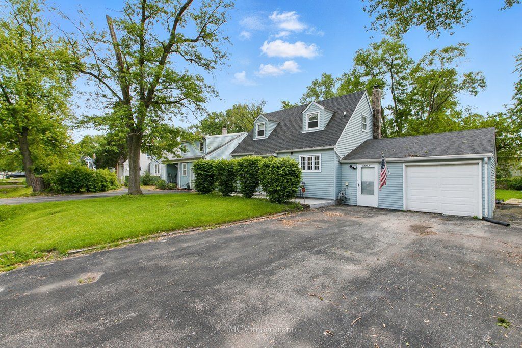 15514 Ridgeway Avenue, Markham, IL 60428