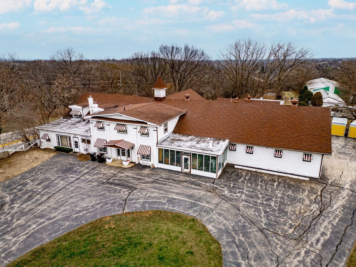 25718 RT 22 Road — Barrington, IL 60010