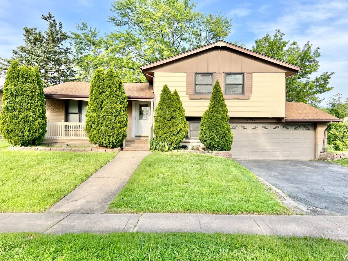 17007 ELM Drive, Hazel Crest, IL 60429