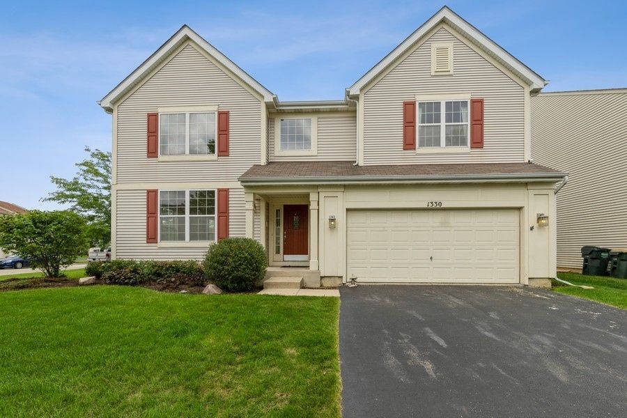 1330 Baroque Avenue — Volo, IL 60073