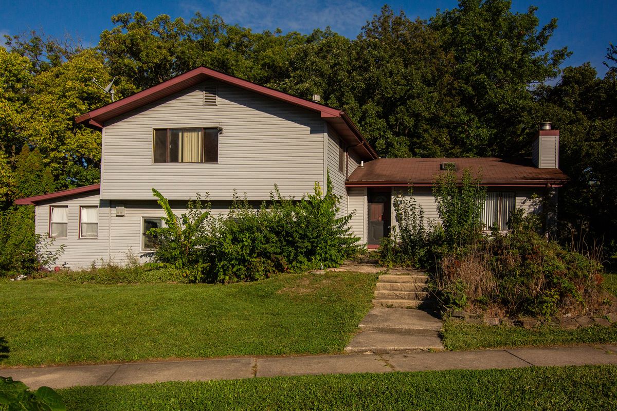 754 Mission Avenue, University Park, IL 60484