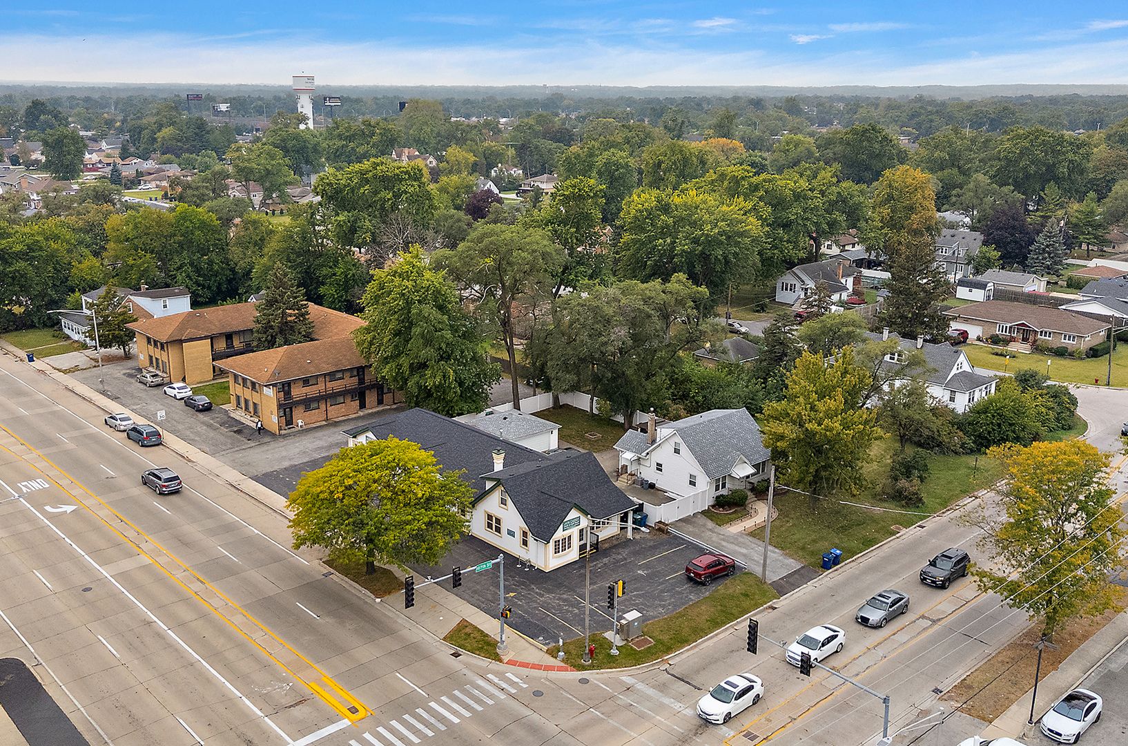 6401 W 107th Street — Worth, IL 60482
