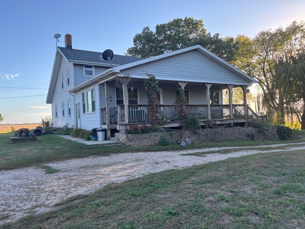 3940 E 20th Road — Serena, IL 60549