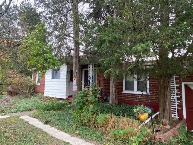 1994 N 2753rd Road — Ottawa, IL 61350