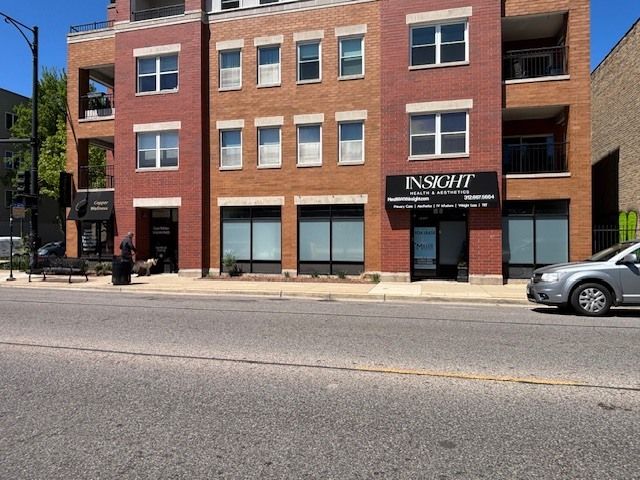 1652 W North Avenue — Chicago, IL 60622