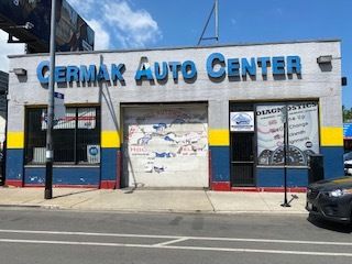 2908 W Cermak Road — Chicago, IL 60623