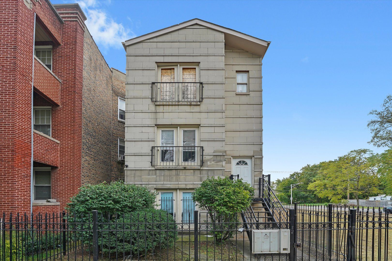 1453 W GARFIELD Boulevard #2 — Chicago, IL 60636