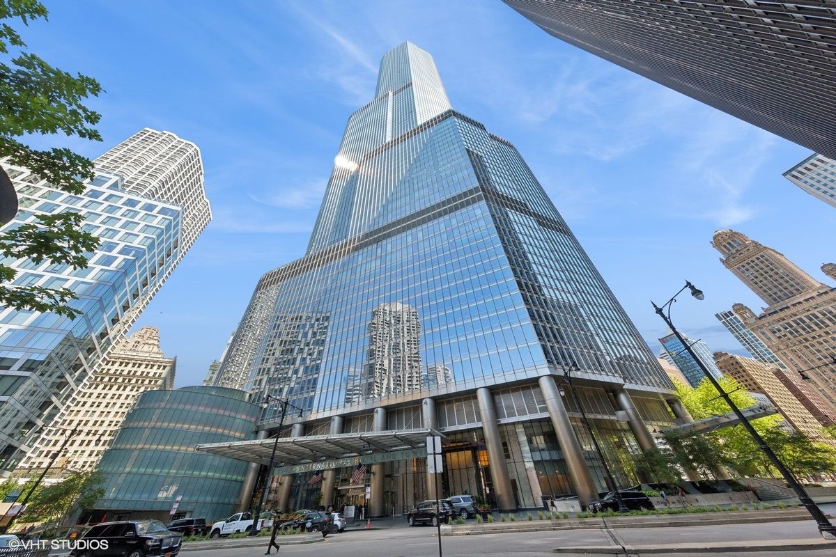 401 WABASH Street, Chicago, IL 60611