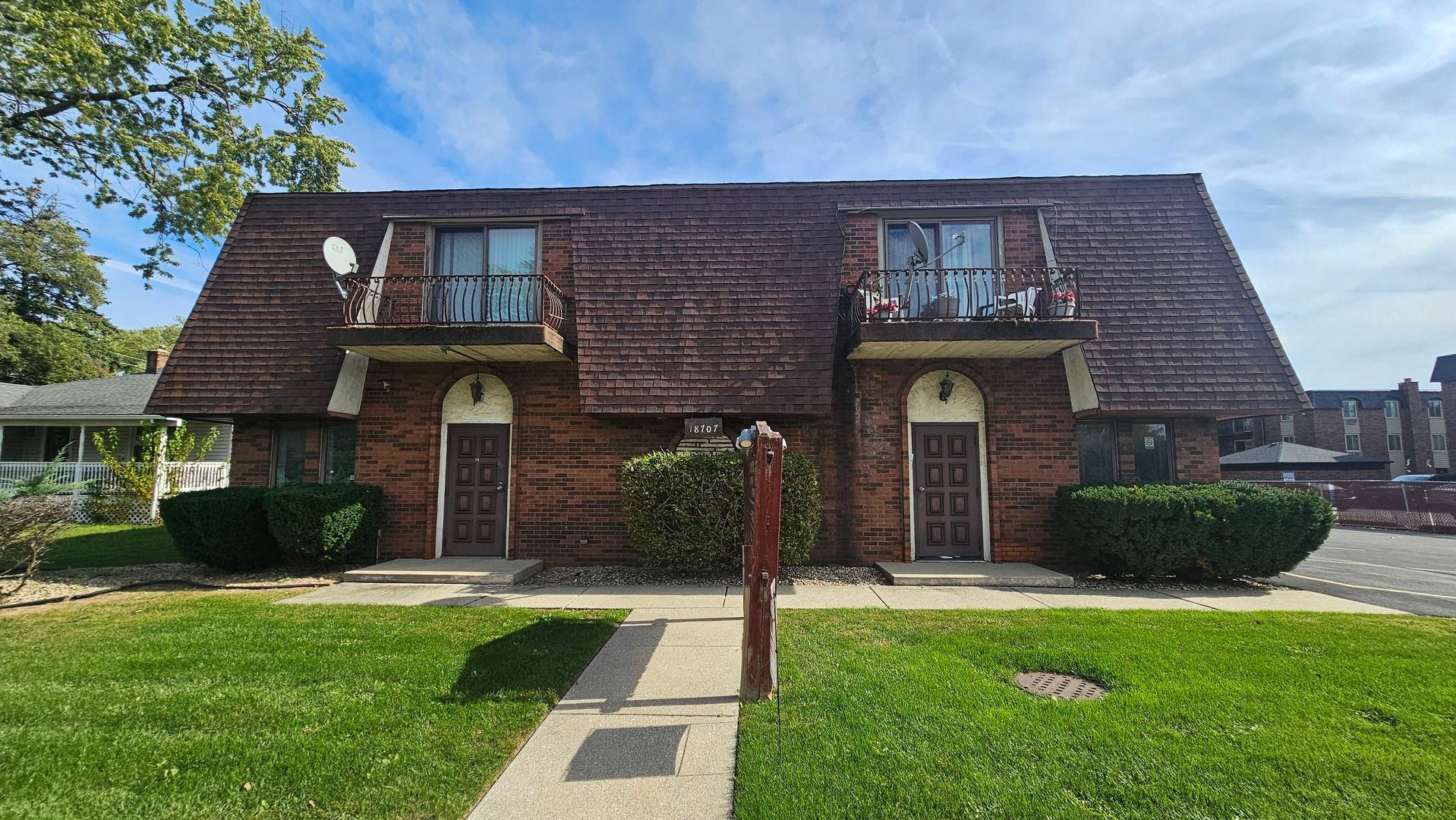 18707 Burnham Avenue — Lansing, IL 60438