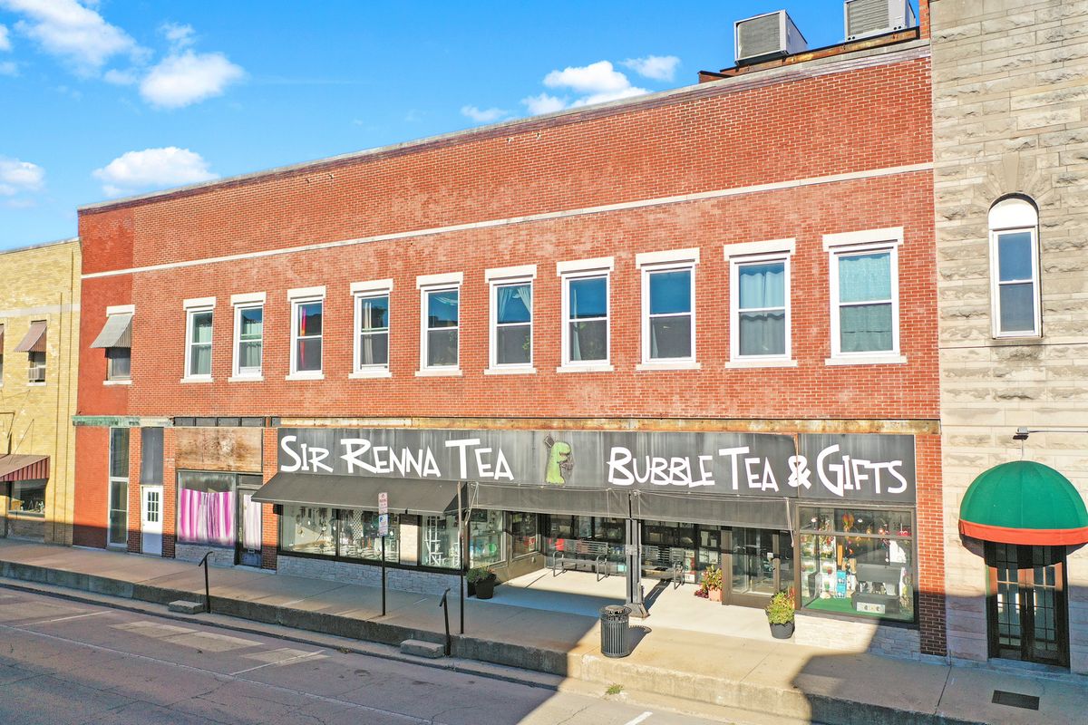 113 Kickapoo Street, Lincoln, IL 62656