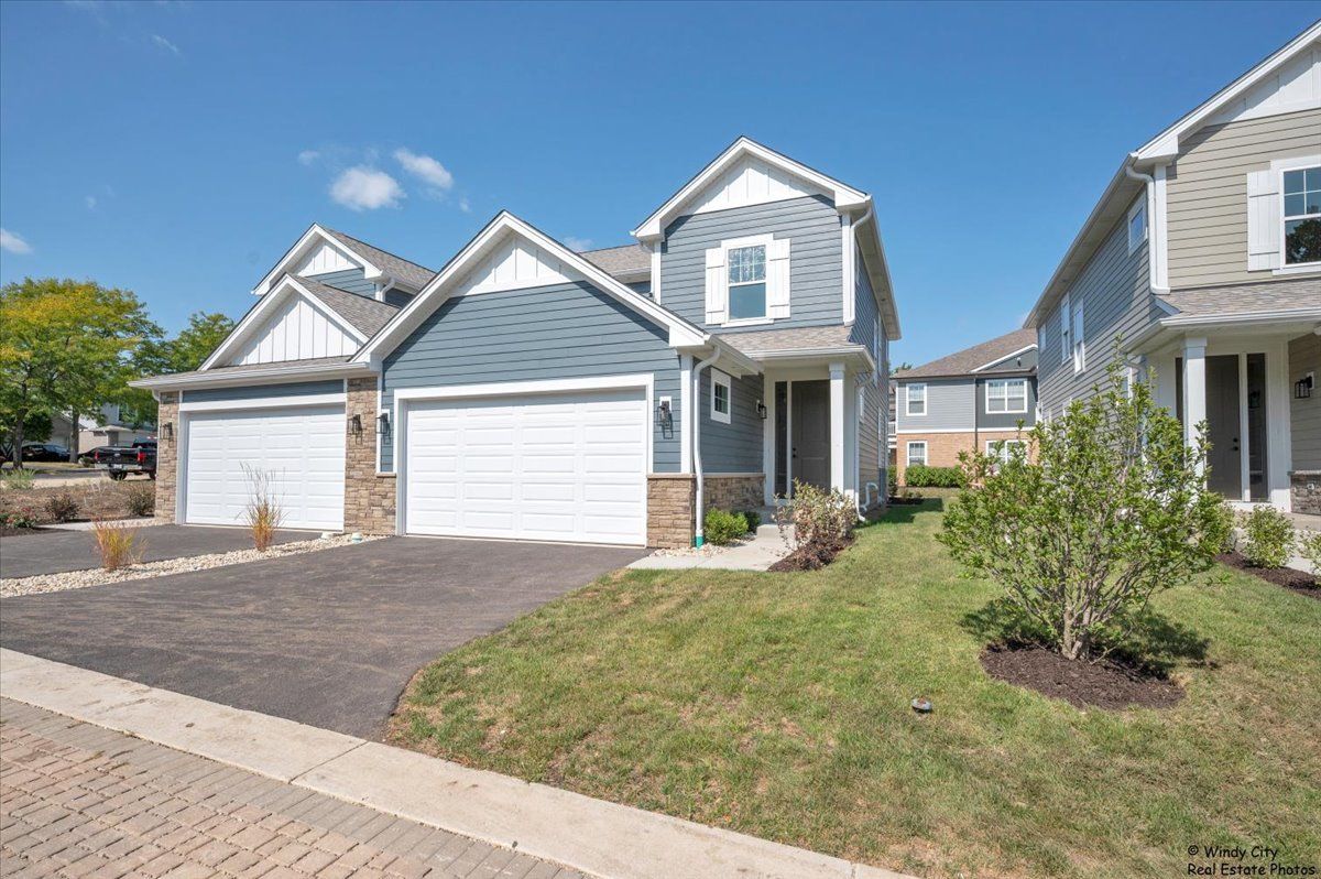 427 Haber Road — Cary, IL 60013