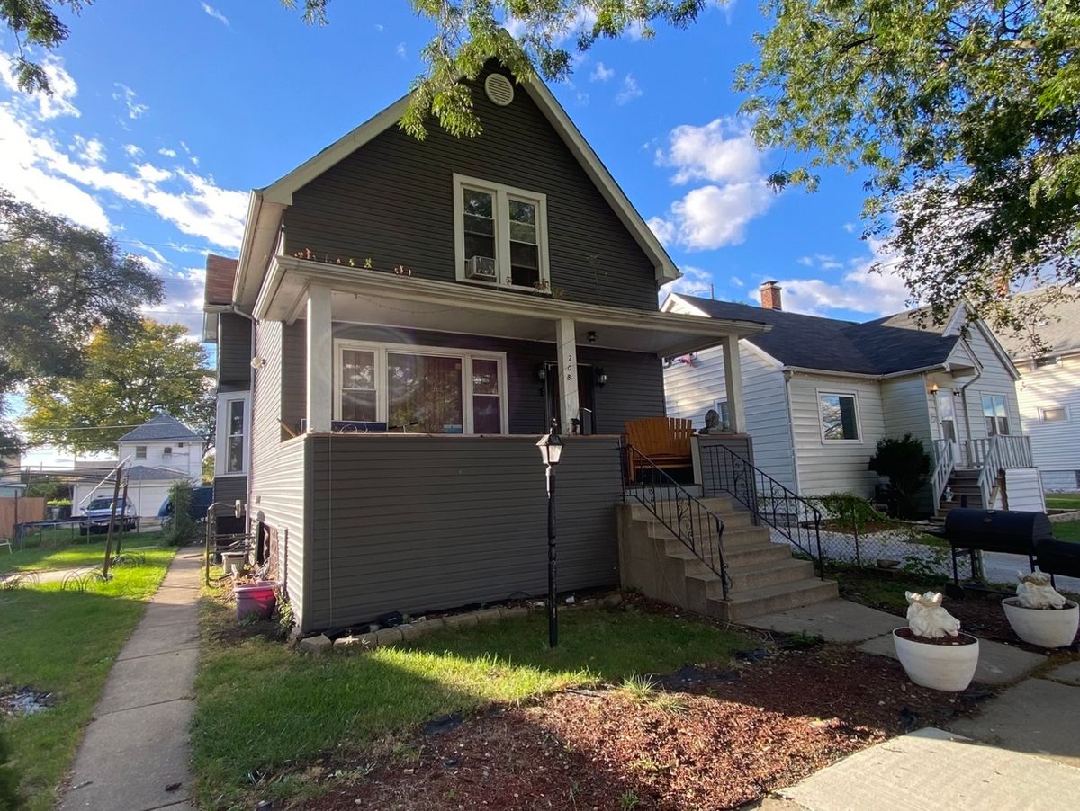 208 28th Avenue, Bellwood, IL 60104