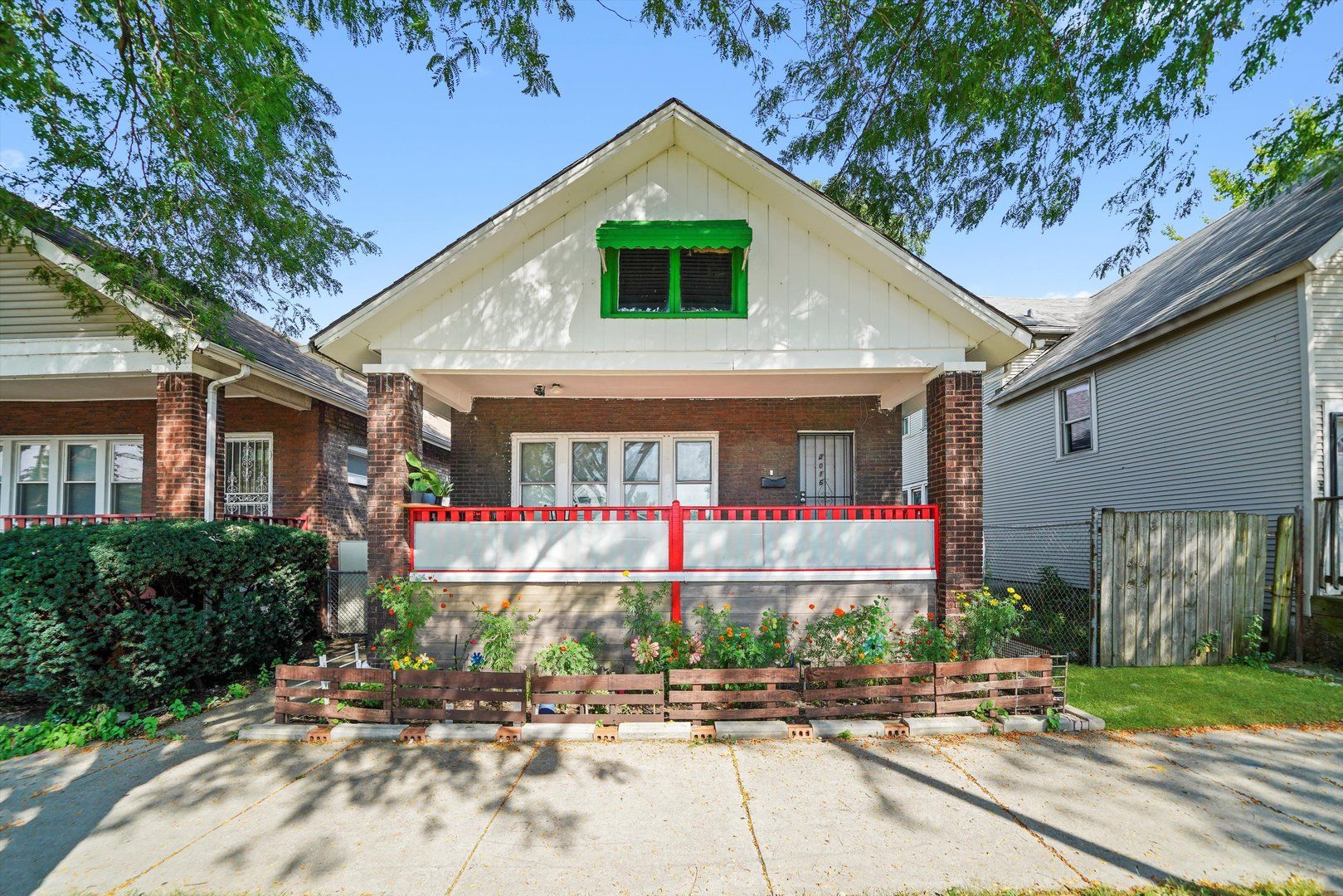 2016 E 93rd Street — Chicago, IL 60617
