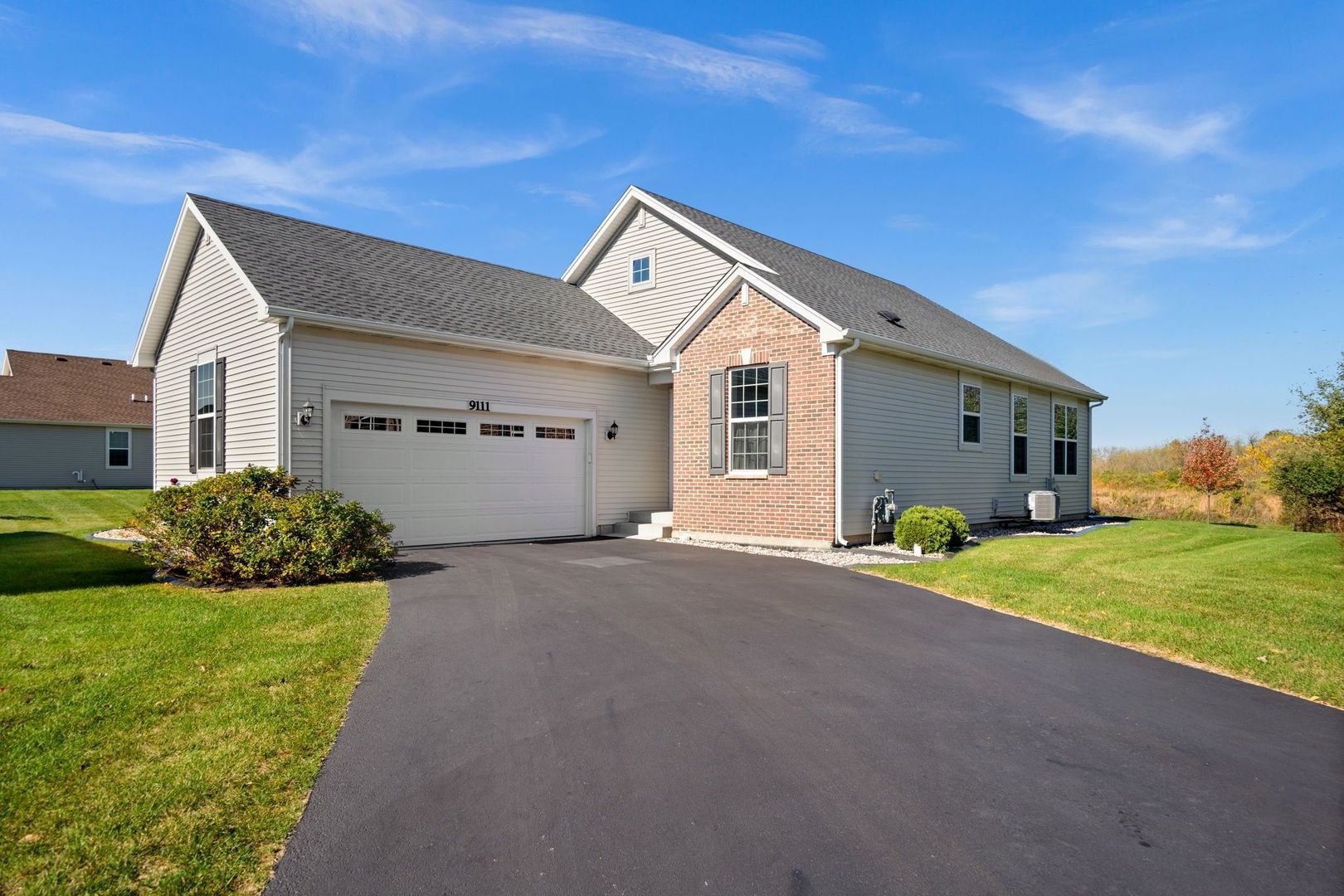 9111 Marks Court — Huntley, IL 60142