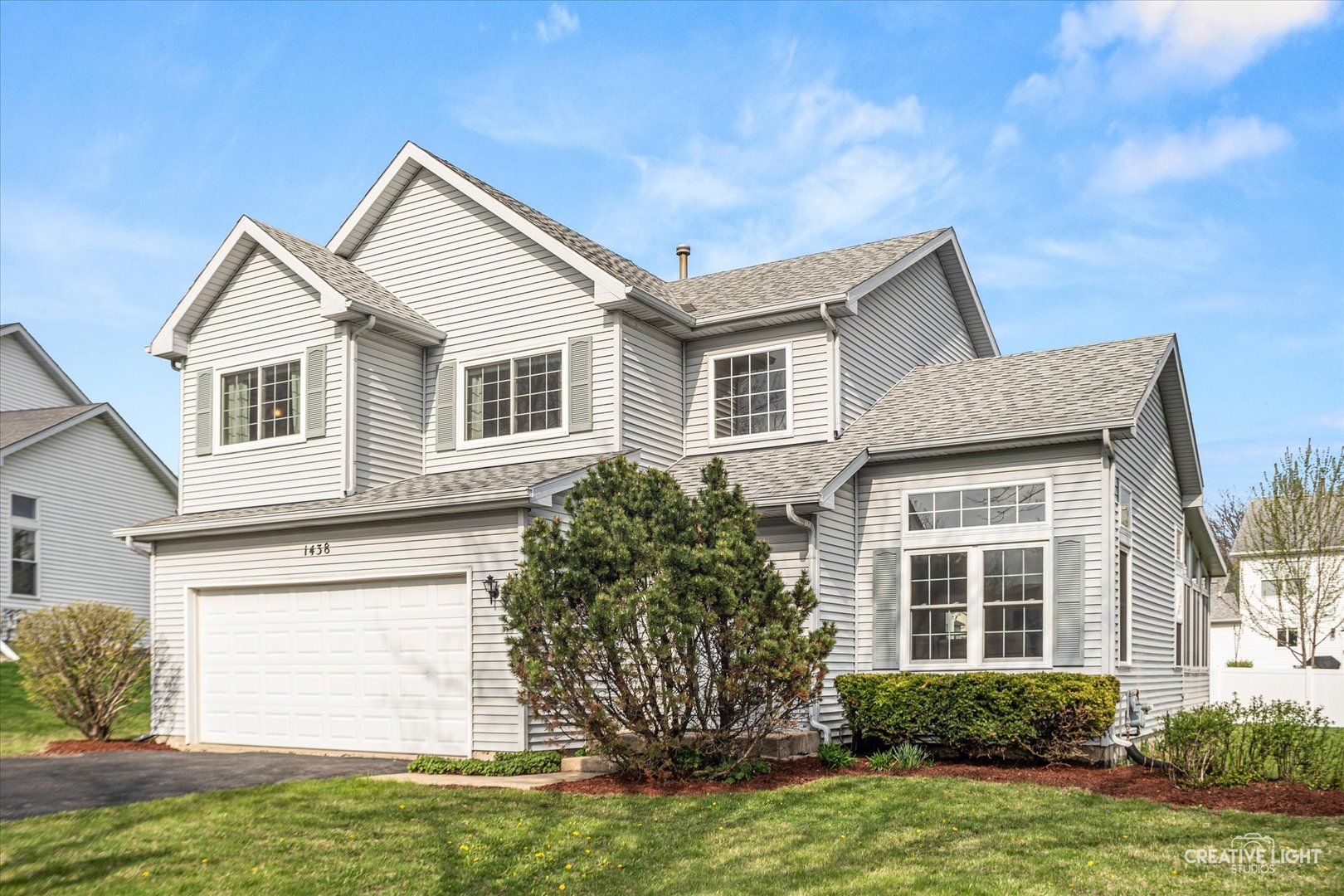 1438 Westbury Circle — North Aurora, IL 60542