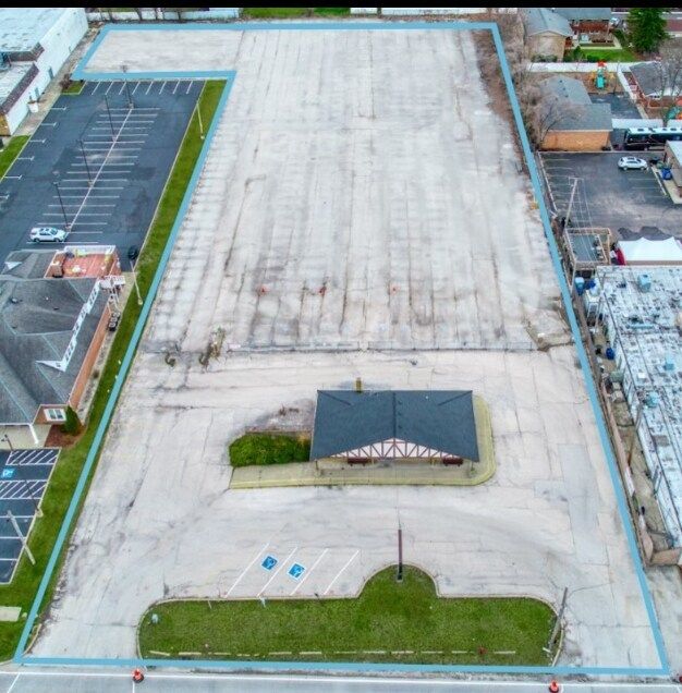 5545 W 127th Street — Crestwood, IL 60445