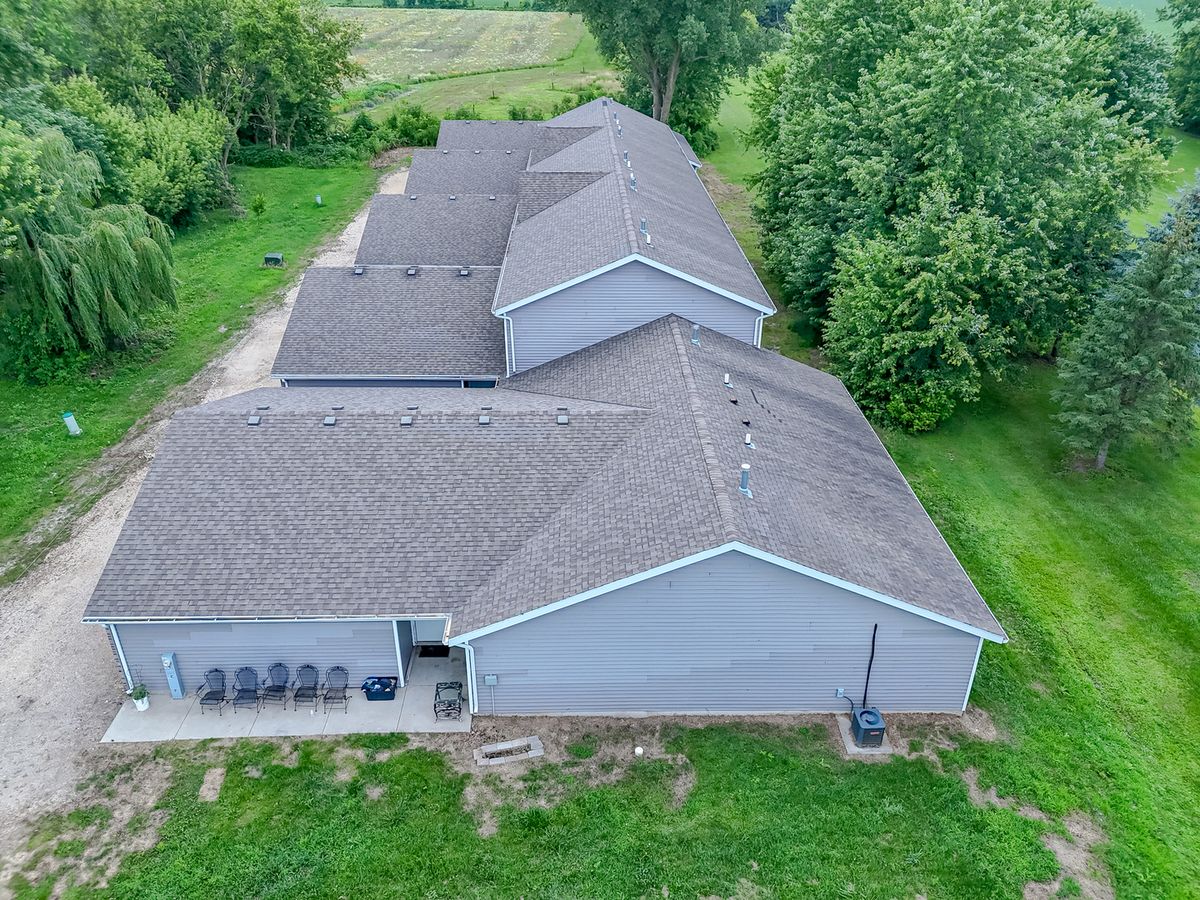 340 N Wooster Street, Capron, IL 61012