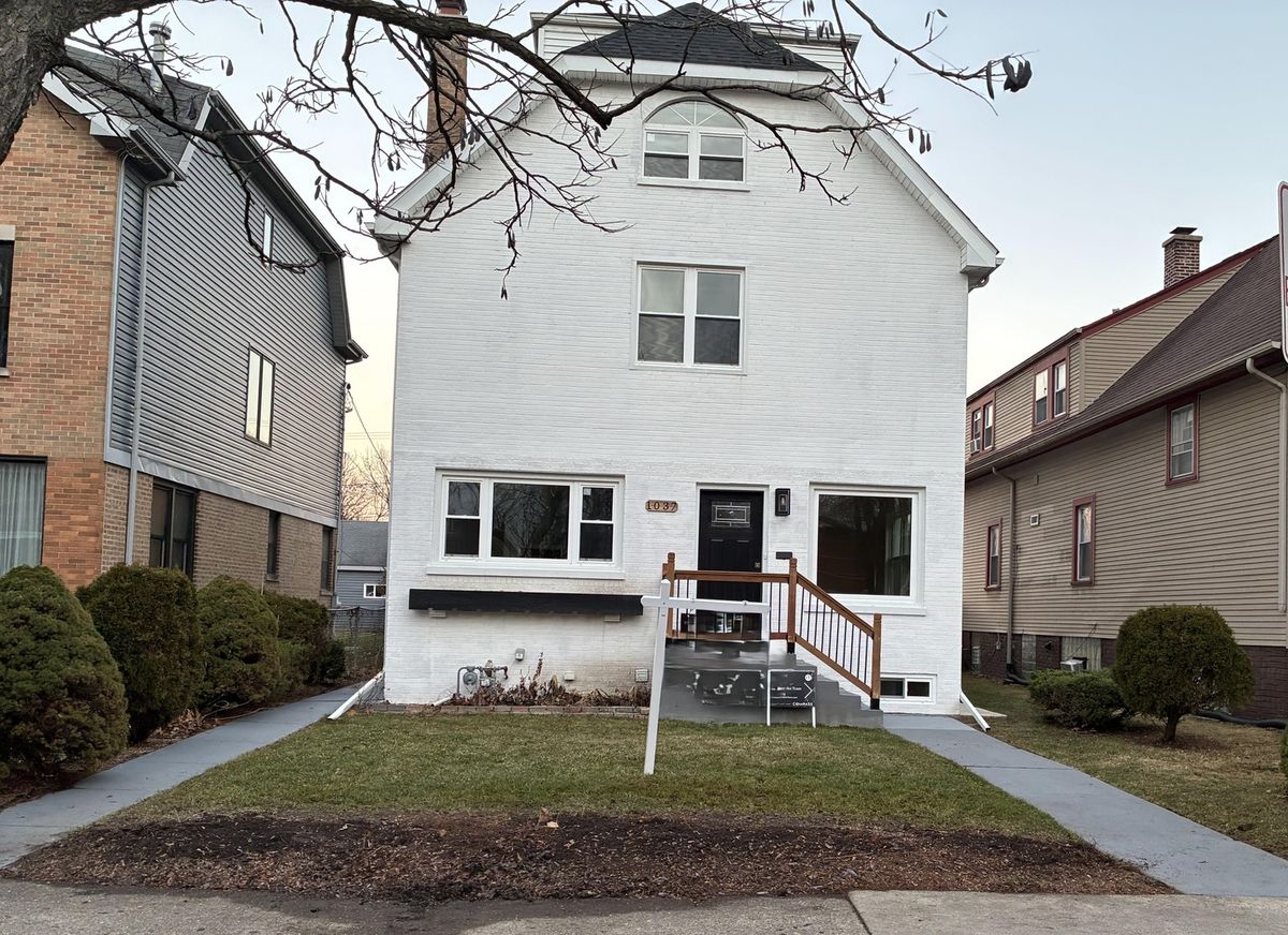 1037 Dodge Avenue, Evanston, IL 60202