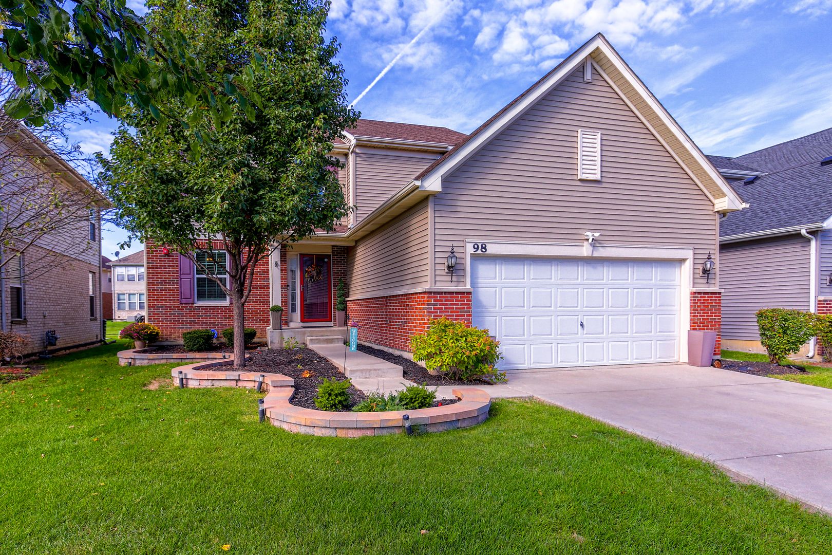 98 Lawrence Lane — Matteson, IL 60443