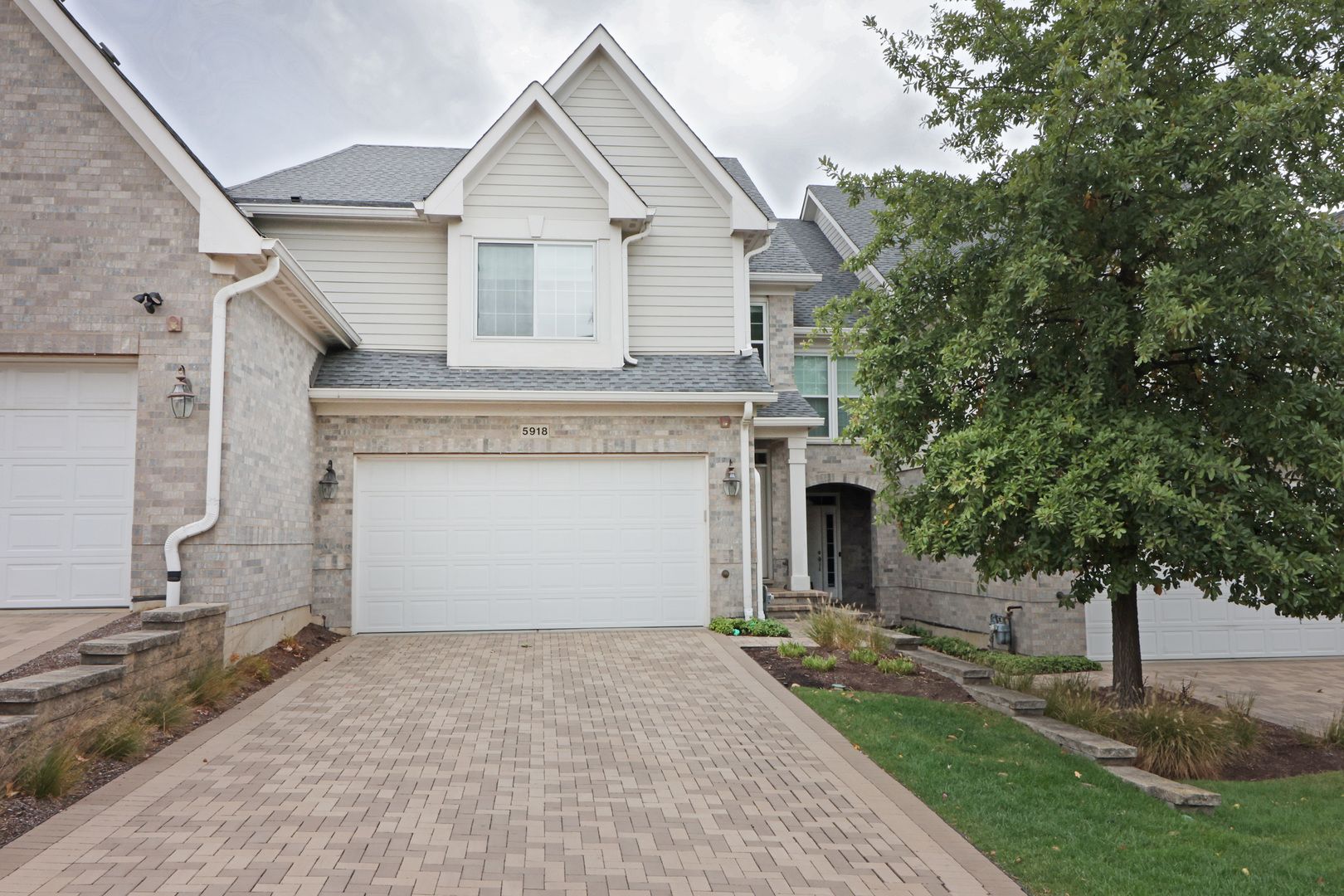 5918 Flagg Creek Lane — Western Springs, IL 60558