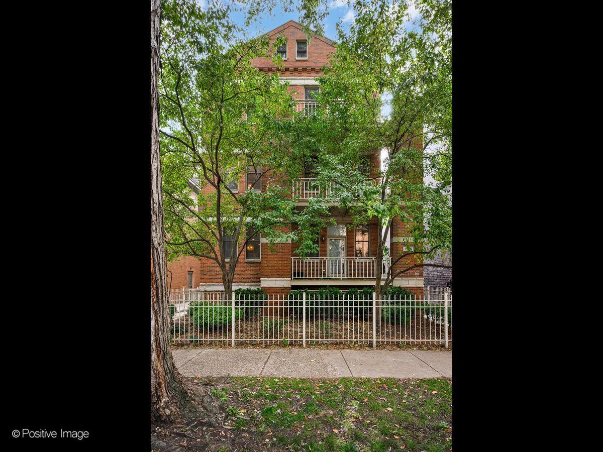 1225 CARMEN Avenue, Chicago, IL 60640