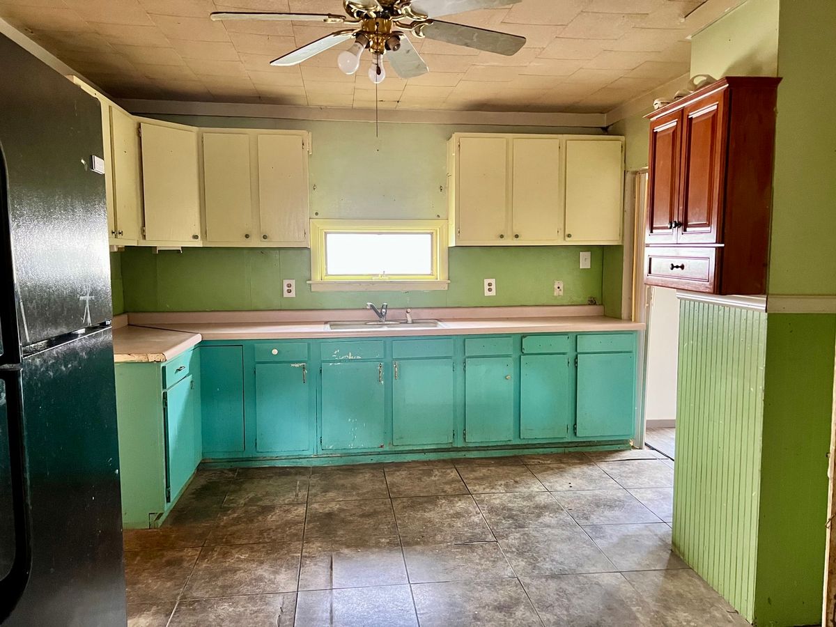 710 W Main Street, Hoopeston, IL 60942