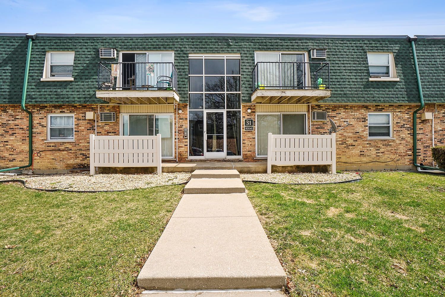 10041 S Walnut Terrace #31-307 — Palos Hills, IL 60465