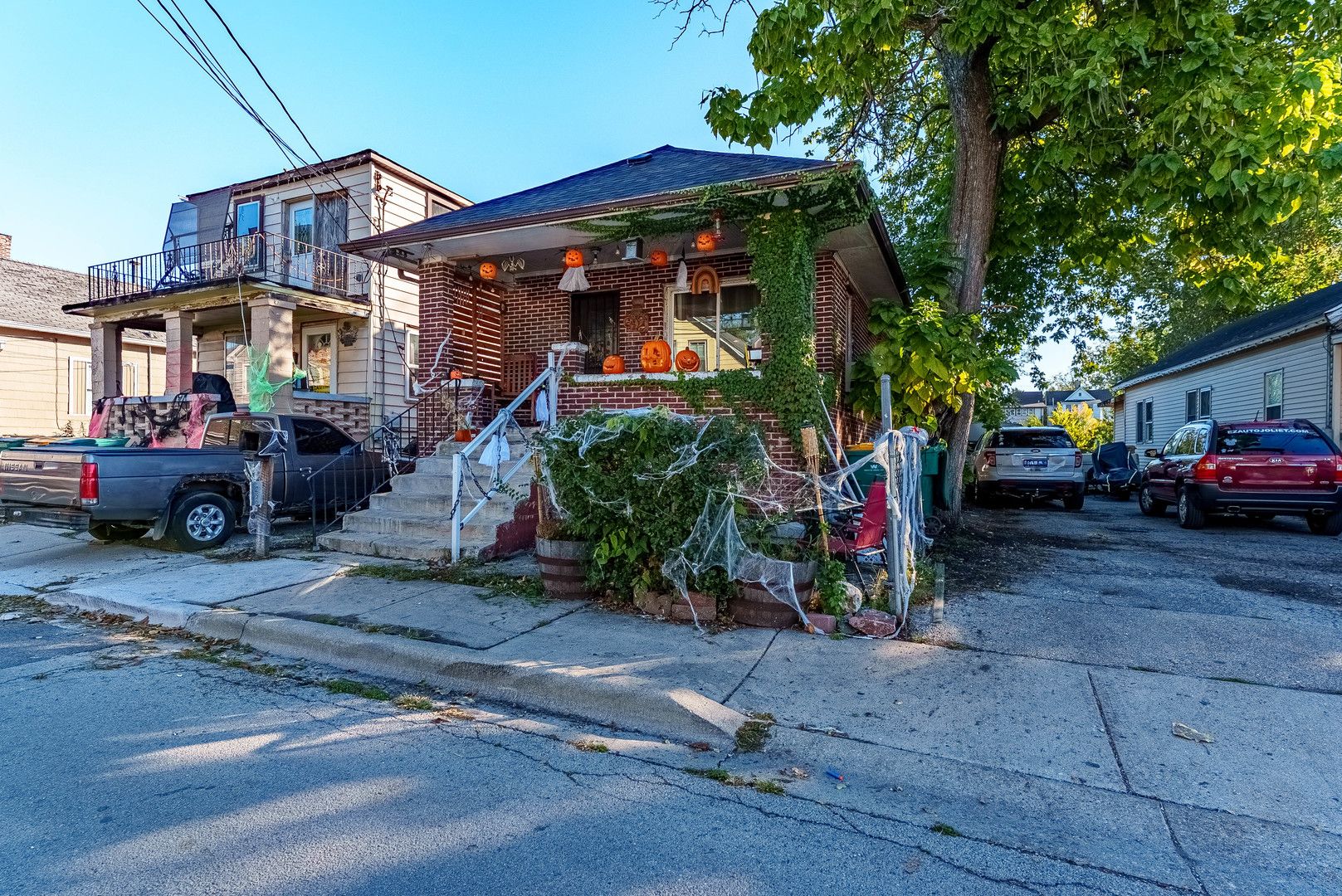 256 McRoberts Street — Joliet, IL 60432