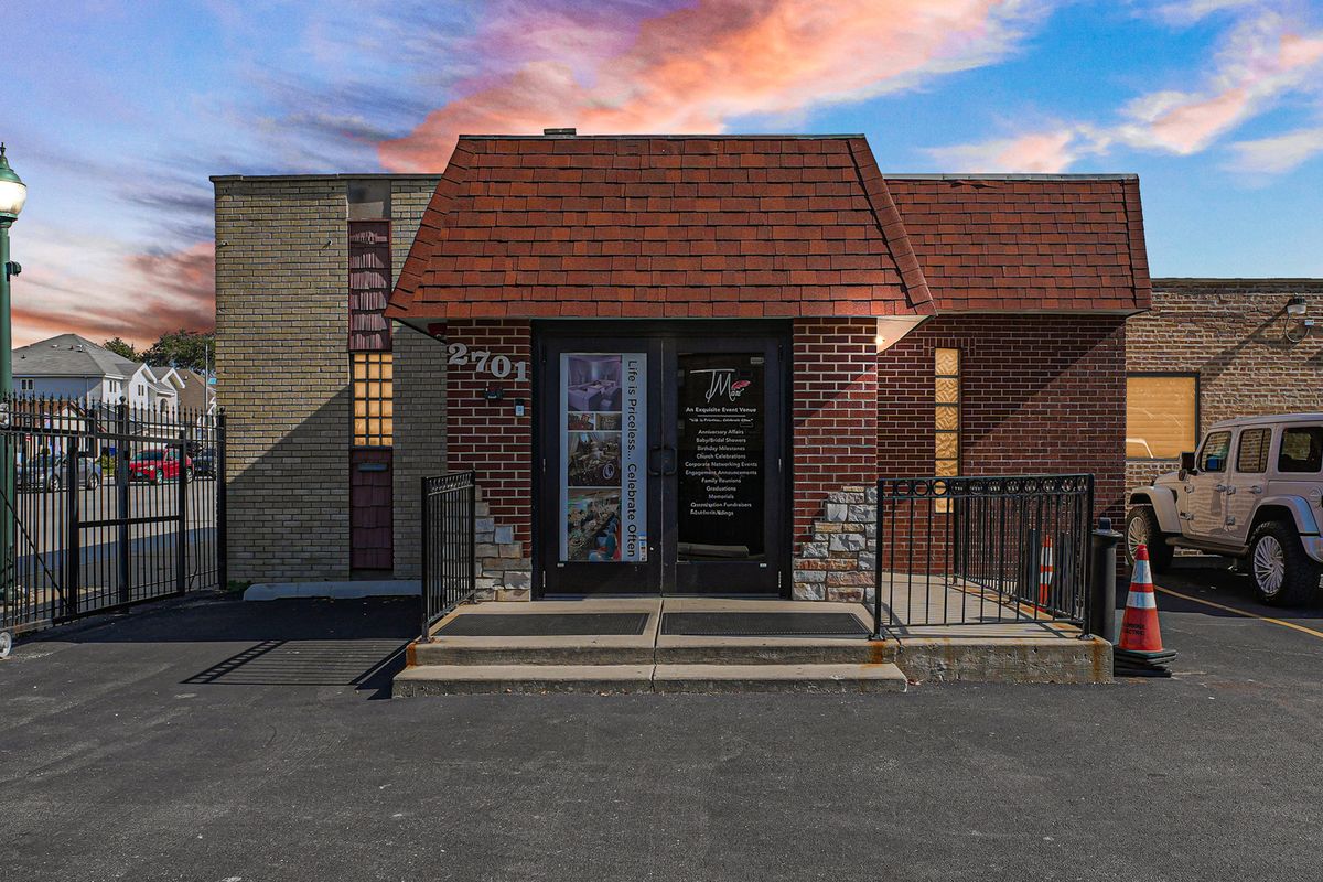 2701 87th Street, Evergreen Park, IL 60805