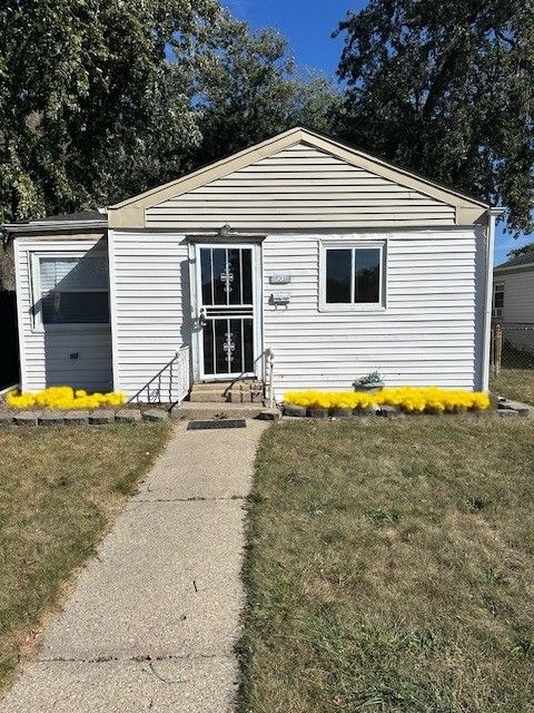 12513 Bishop Street — Calumet Park, IL 60827