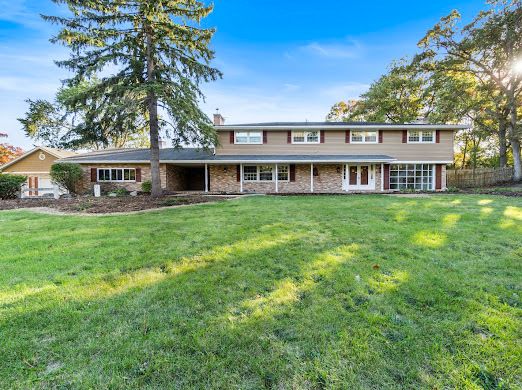 210 Oak Lane, Winthrop Harbor, IL 60096