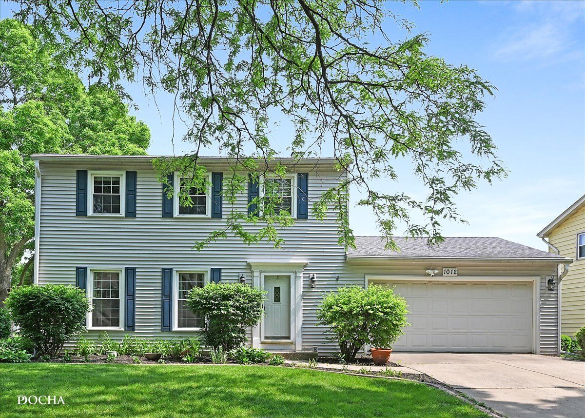 1012 Bainbridge Drive — Naperville, IL 60563