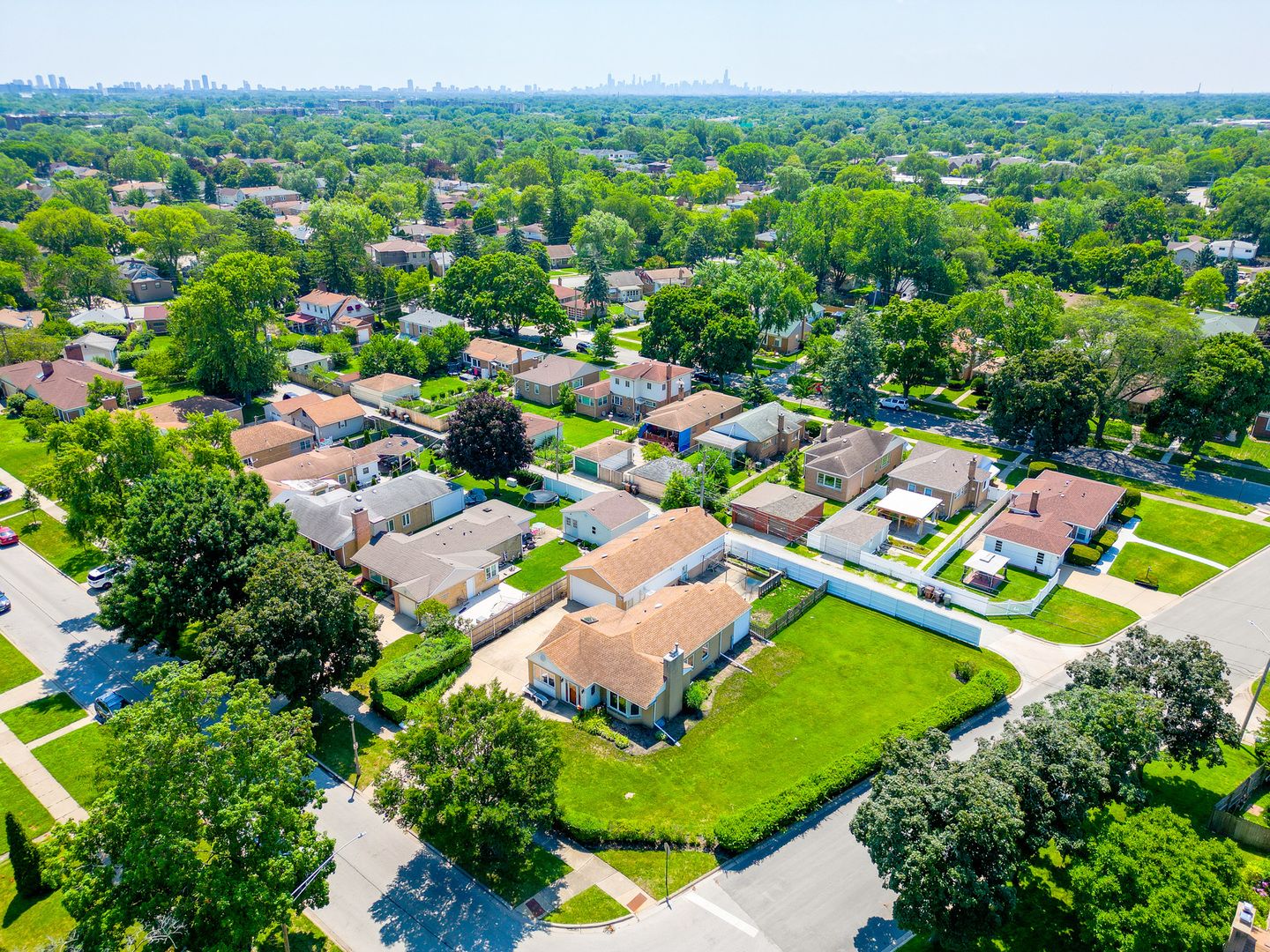 5261 Mulford Street — Skokie, IL 60077
